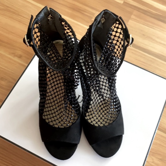 ✨ GUESS black high heels rhinestone shoes - Picture 6 of 14